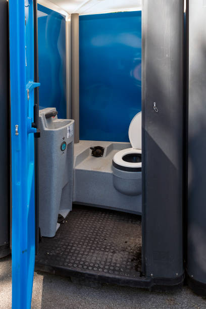 Portable Toilet Options We Offer in Blue Mound, TX